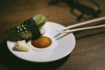 24746726-sashimi-sushi-roll-with-avocado-on-ceramic-plate-with- Stock Photo or Stock Video of rcfotostock | RC-Photo-Stock