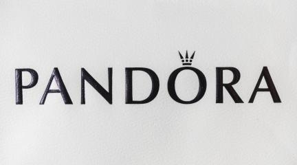 AACHEN, GERMANY OCTOBER, 2017: Logo of a Pandora on a bag. Pandora is a company founded at 1982 that designs manufactures and markets jewelry.- Stock Photo or Stock Video of rcfotostock | RC-Photo-Stock
