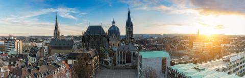 Aachener Dom zum Sonnenuntergang Panorama : Stock Photo or Stock Video Download rcfotostock photos, images and assets rcfotostock | RC-Photo-Stock.: