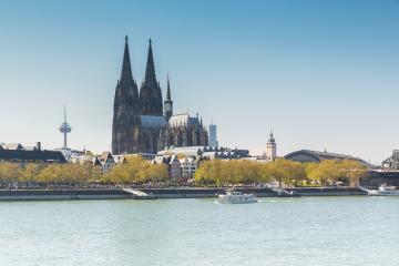 Cologne Cathedral at spring- Stock Photo or Stock Video of rcfotostock | RC-Photo-Stock