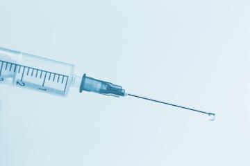 disposable syringe with drip injection solution : Stock Photo or Stock Video Download rcfotostock photos, images and assets rcfotostock | RC-Photo-Stock.: