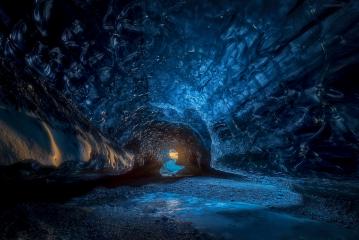 Eishöhle im blauen Licht, Island, Breidamerkurjökull, Island : Stock Photo or Stock Video Download rcfotostock photos, images and assets rcfotostock | RC Photo Stock.: