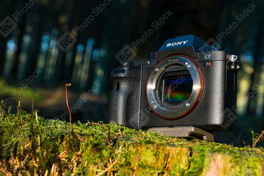 AACHEN, GERMANY APRIL 2017: Image of Alpha a7R II Mirrorless Digital Camera with full-frame 42.4-megapixel Exmor R back-illuminated structure CMOS sensor  : Stock Photo or Stock Video Download rcfotostock photos, images and assets rcfotostock | RC Photo Stock.: