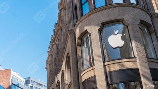 COLOGNE, GERMANY OCTOBER, 2017: Apple Logo on a Apple store. Apple is the multinational technology company headquartered in Cupertino, California and sells consumer electronics products.  : Stock Photo or Stock Video Download rcfotostock photos, images and assets rcfotostock | RC-Photo-Stock.: